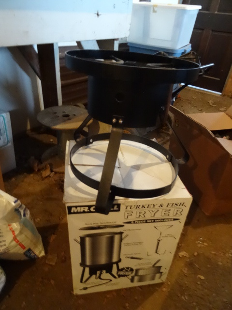 Mr. Grill Turkey and Fish Fryer.  Used Once