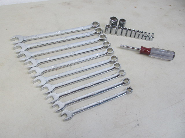 NICE Husky Wrench & Socket Set