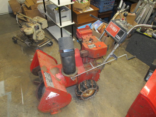 TORO 524 Snowblower wExtra Blades (UNTESTED)