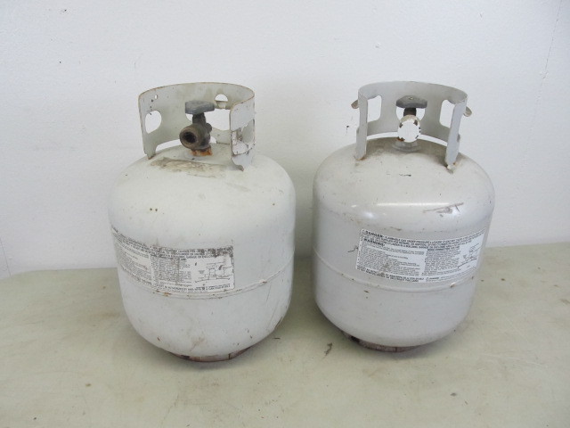 2 Good Propane Tanks