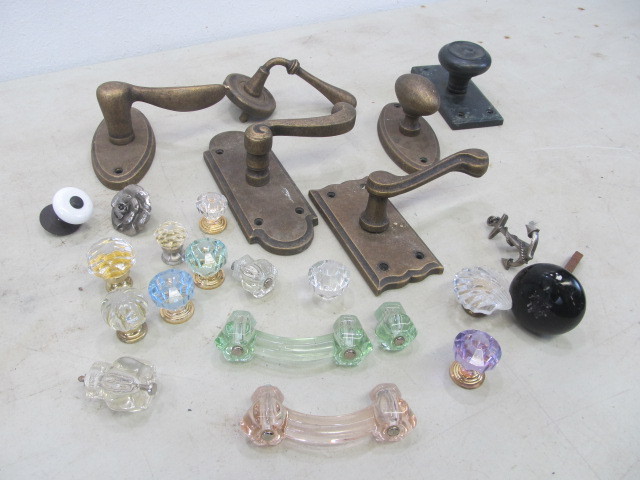 Lot of Assorted Hardware