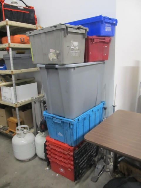 10 Heavy Duty Lidded Storage Totes