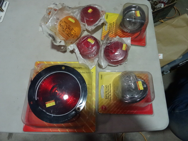 lot 238 image: NEW LOT Trailer Lights and Lenses