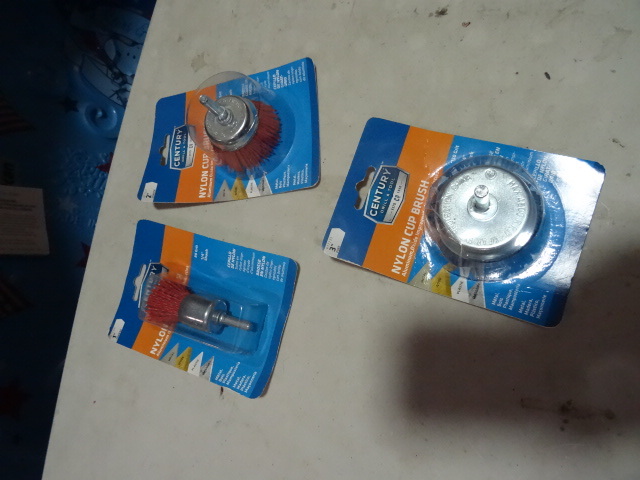 lot 194 image: NEW LOT Qty 3 Nylon Cup Brushes 1 in, 2 in and 3 in $30 retail