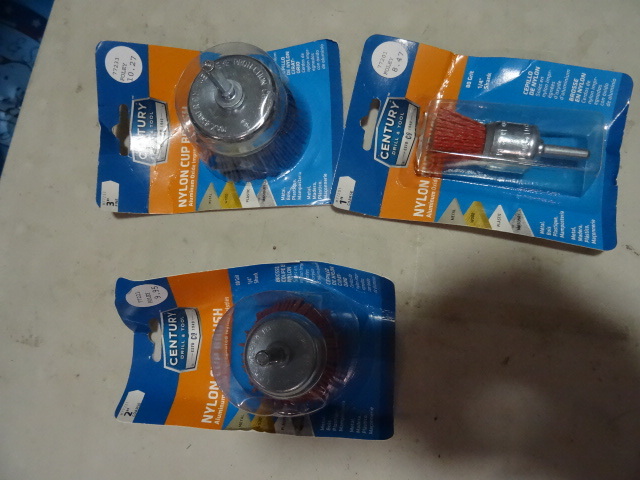 lot 199 image: NEW LOT Qty 3 Nylon Cup Brushes 1 in, 2 in and 3 in $30 retail