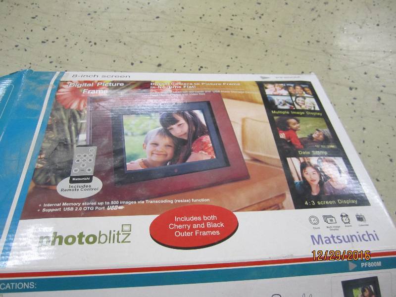 lot 14 image: Photo blitz in box tested no remote...