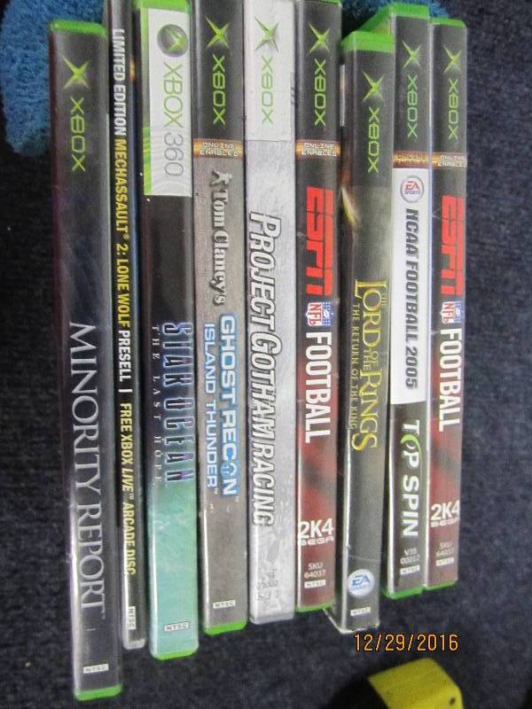 lot 66 image: 9 x box games...