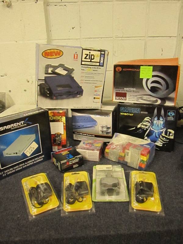 lot 175 image: lot of floppy disks coinnection pie...