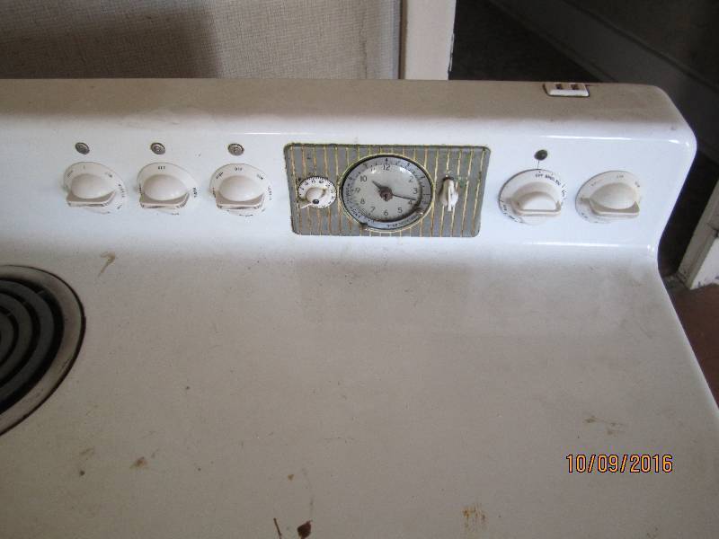 Antique Coronado oven and stove, bu...