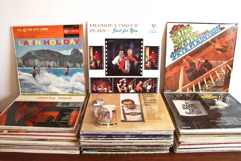 lot 59 image: Record album collection