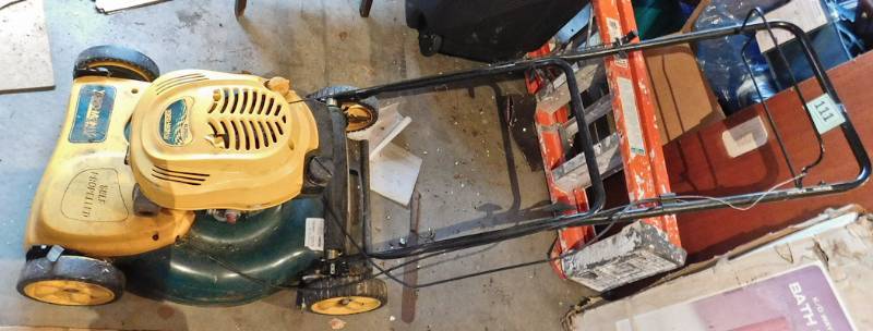 lot 111 image: lawn mower not sure if it works