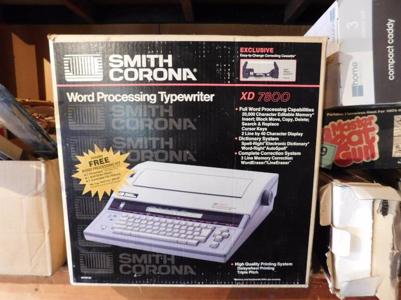 lot 28 image: old school alert Word processor