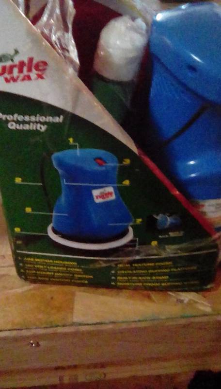 Random orbital polisher