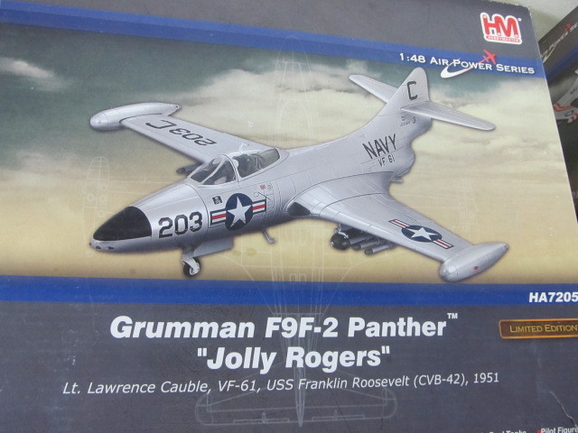 2 Hobby Master 148 Die Cast Grumman Fighter Planes