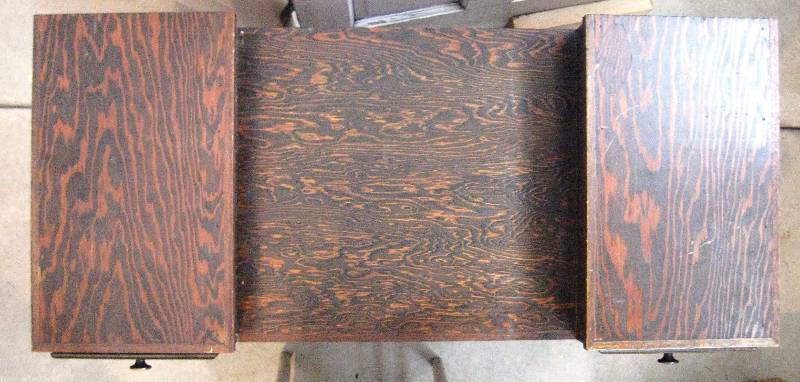 lot 030 image: Dressing Table-Desk with Round Mirror
