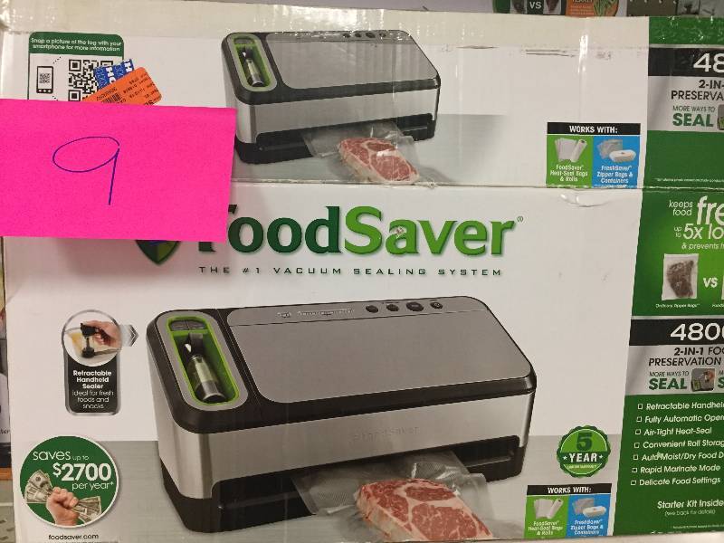 lot 9 image: FoodSaver 4800, 2-in-1 Food Preservation System open box never ben used