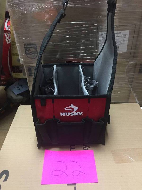 lot 22 image: Husky tool Bag