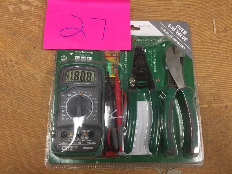 lot 27 image: 3 Piece Electricians Tool Set, AC DC Current, Resistance, Diode, DMM Digital Multimeter, 7 Diagonal Wire Cutting Pliers, 7 Wire SnipperCutter New