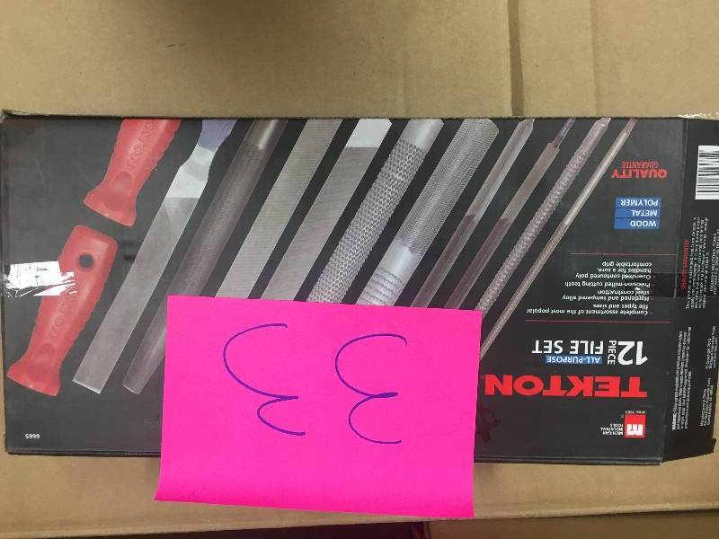 lot 33 image: TEKTON 6665 File Set, 12-Piece New