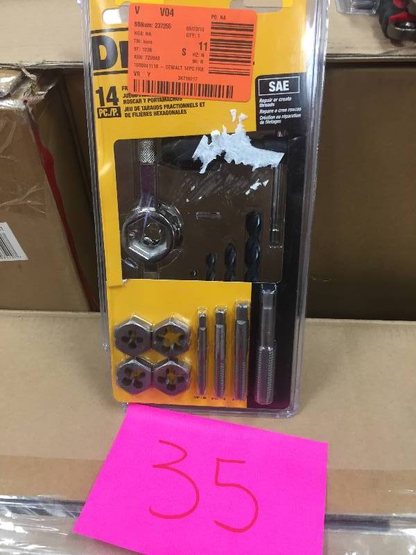 lot 35 image: DEWALT Fractional Tap and Large Hexagon Die Set (14-Piece) New