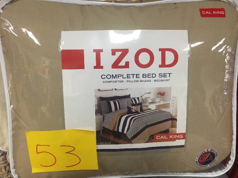 lot 53 image: Izod Classic Stripe Twin Comforter Set King New King