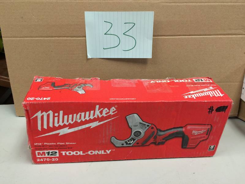 lot 33 image: Milwaukee M12 Plastic Pipe Sheer Never Used Tool Only 2470-20