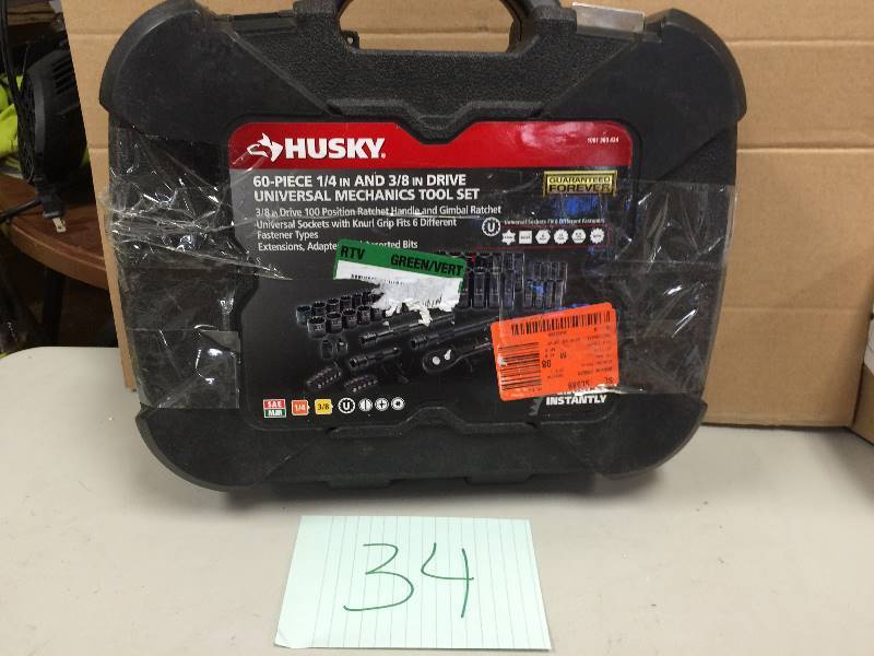 lot 34 image: Husky 14 in and 38 in Drive universal mechanic tool set a few pcs are missing