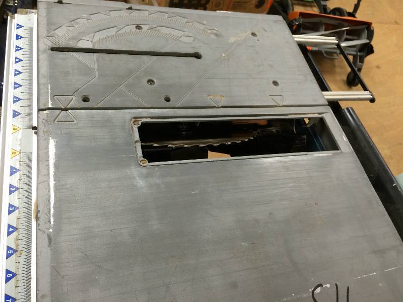lot 78 image: Ryobi 15A 10 in Table saw missing guard and fence used in working condition