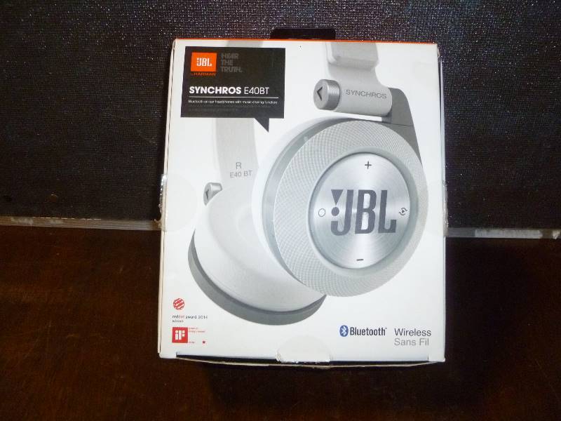 NEW JBL SYNCHROS E40BT Wireless Headphones