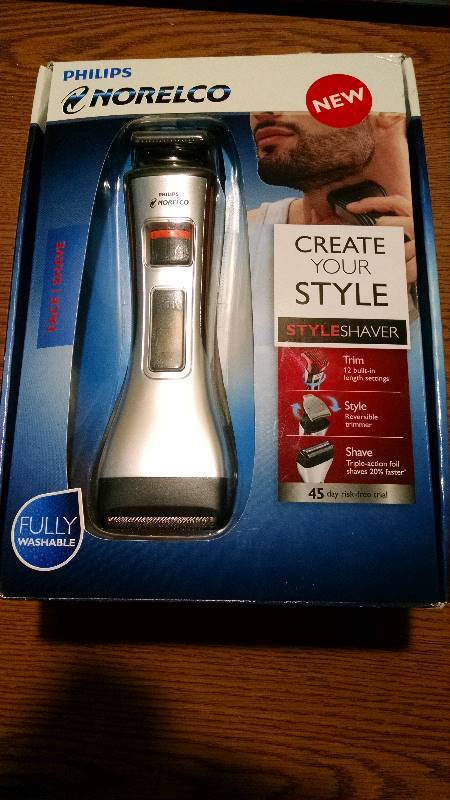 NEW Norelco Shaver