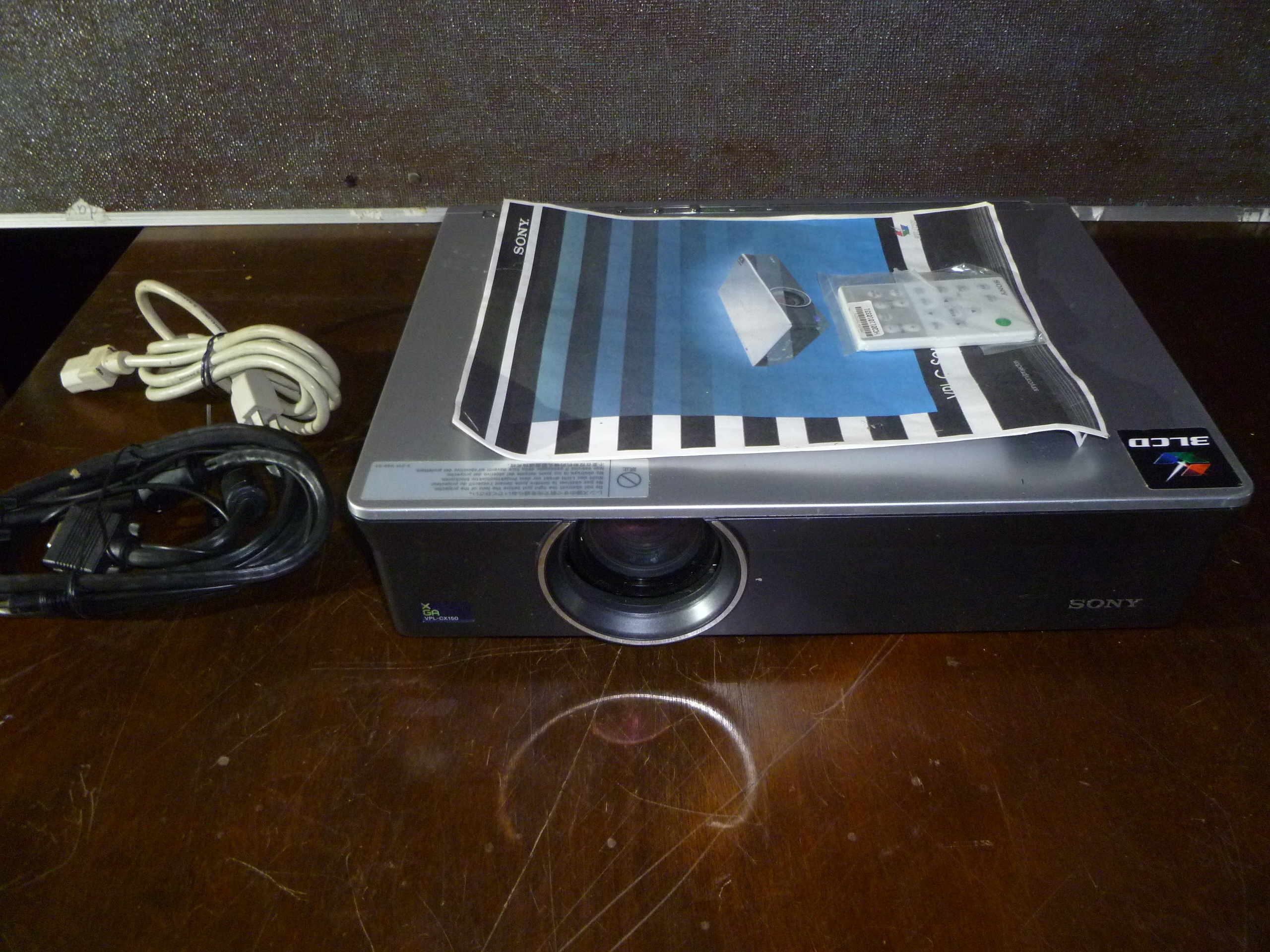 Sony VPL-CX150 Projector