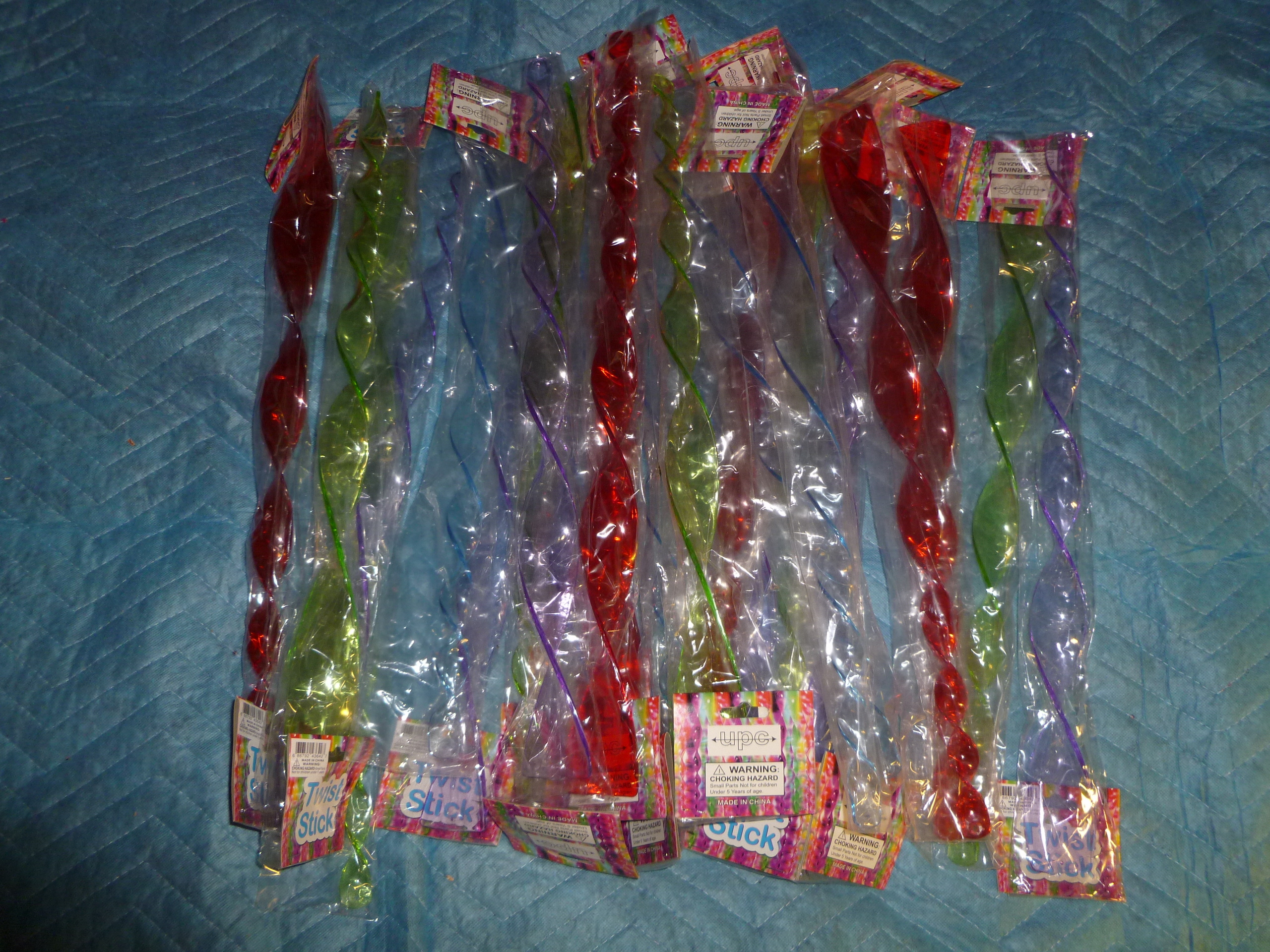 20 Hanging Twist Sticks