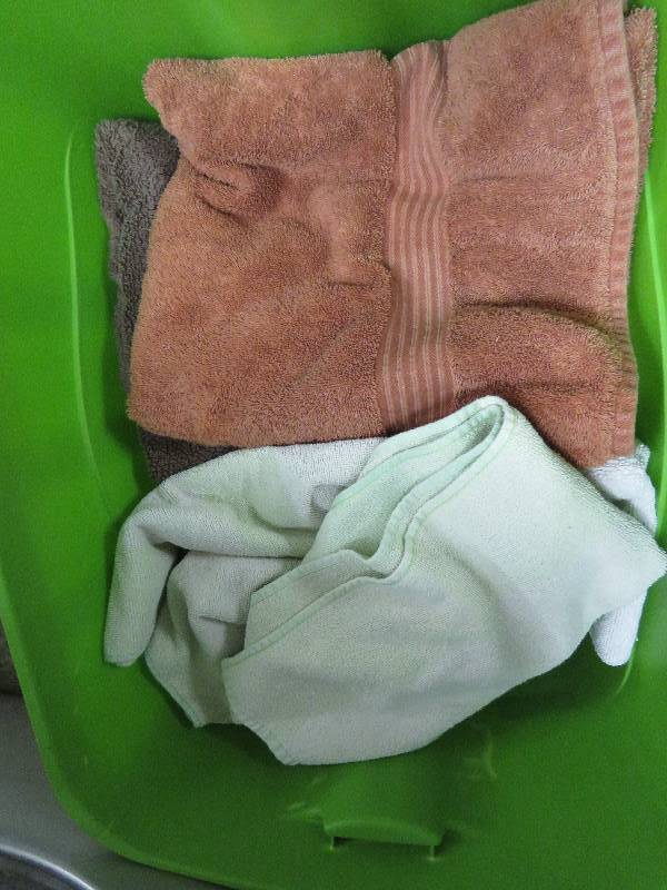 Linen lot
