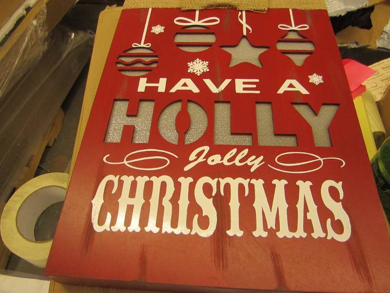 lot 13 image: Have a Jolly Christmas wall plaqu...