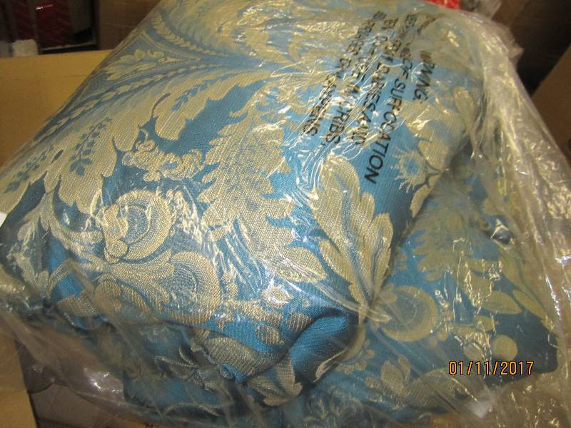 lot 37 image: King Comforter open box Retail $149...