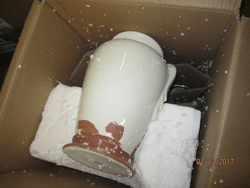 lot 88 image: Southwest Ceramic Lamp open box, ch...