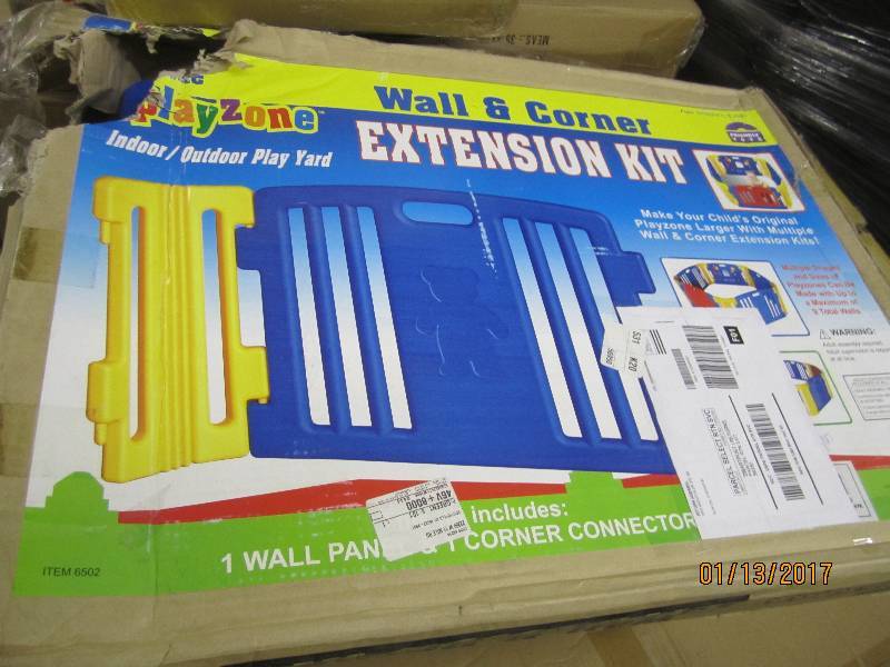 lot 139 image: Friendly Toys Little Playzone Exten...