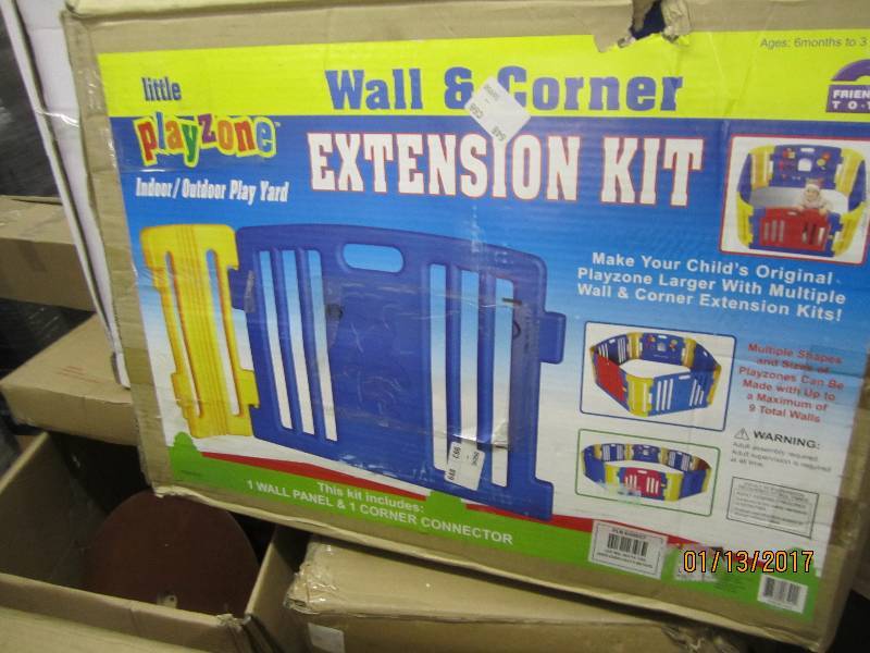 lot 140 image: Friendly Toys Little Playzone Exten...