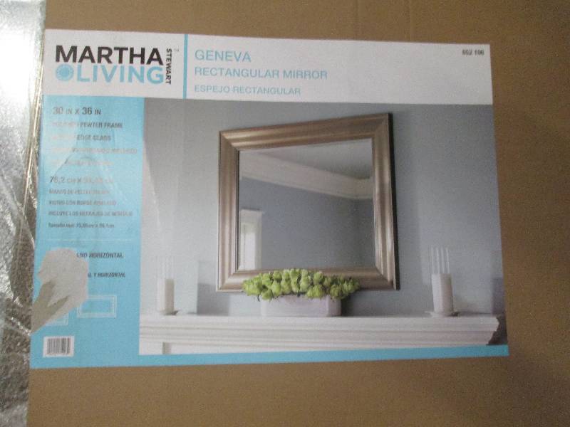 lot 8 image: Martha Stewart living Geneva rectan...