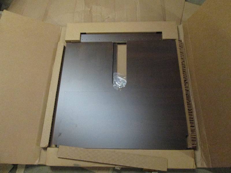lot 10 image: 30 inch corner shelf looks new and ...