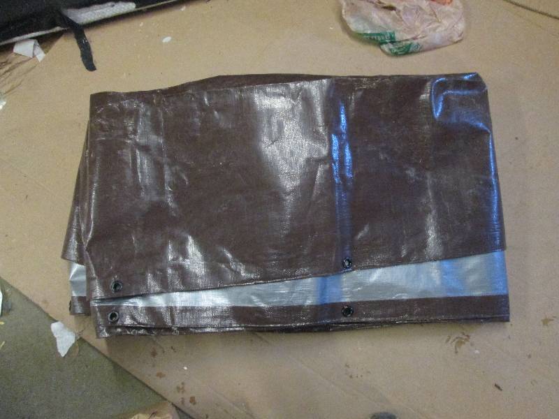 lot 36 image: 10 x 12 heavy duty brown and grey t...