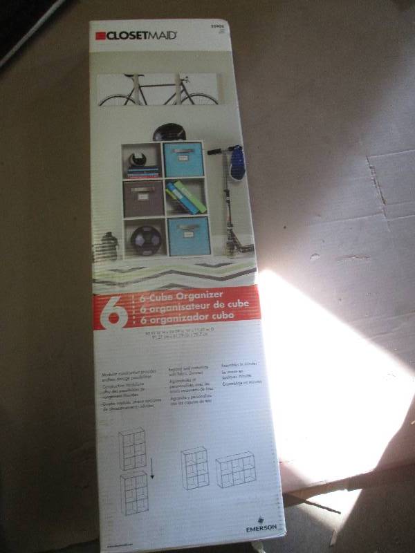lot 87 image: closetmaid 6-cube organizer new nev...