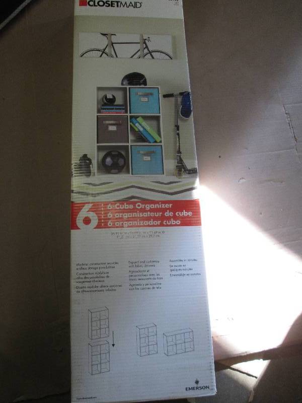 lot 89 image: closetmaid 6-cube organizer new nev...