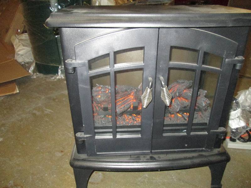 lot 124 image: Hampton Bay infrared electric stove...