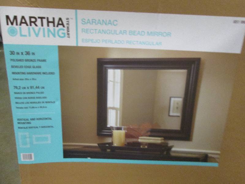 lot 168 image: Martha stewart living 30 x 36 sar...