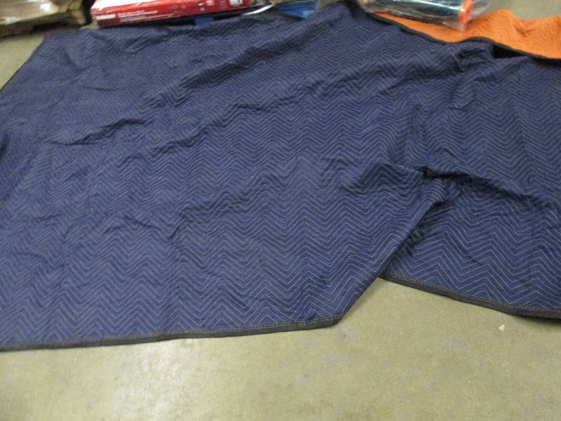 lot 174 image: 144 in. x 80 in. Extra Large Premiu...