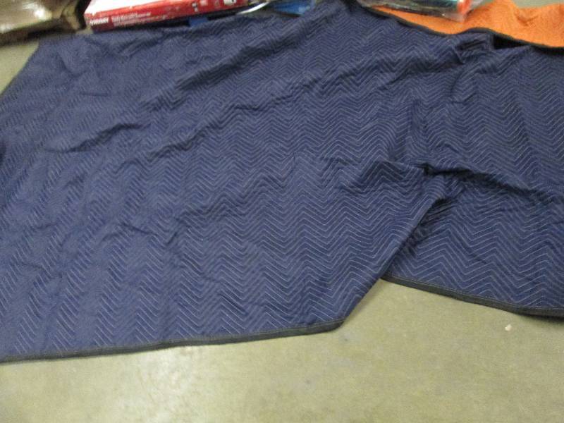 lot 175 image: 144 in. x 80 in. Extra Large Premiu...