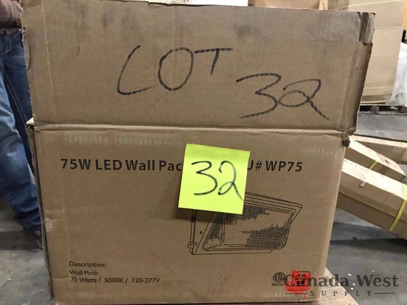 BRAND NEW 75 WATT LED WALL PACK
