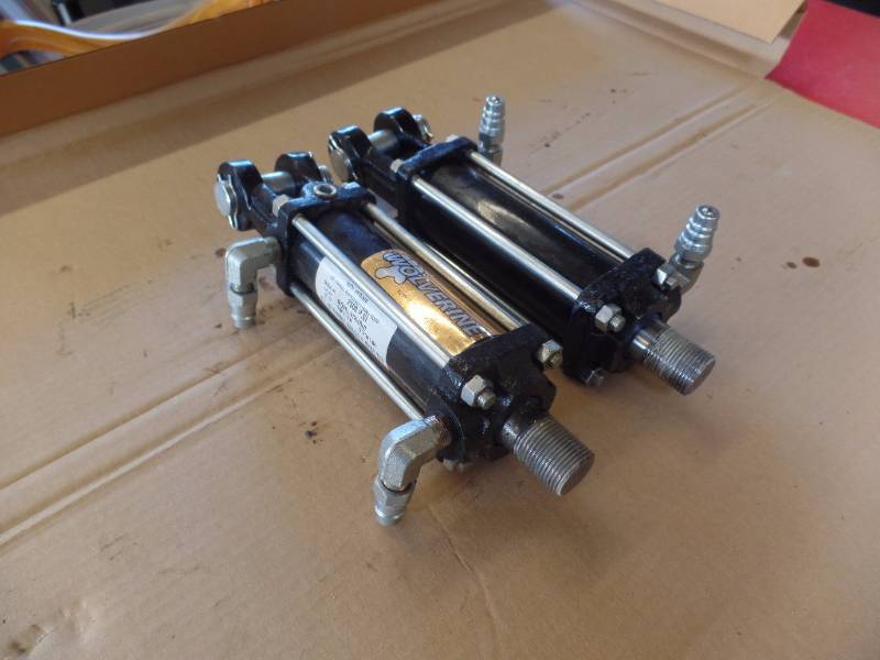 lot 604 image: Tie-Rod Cyclinder