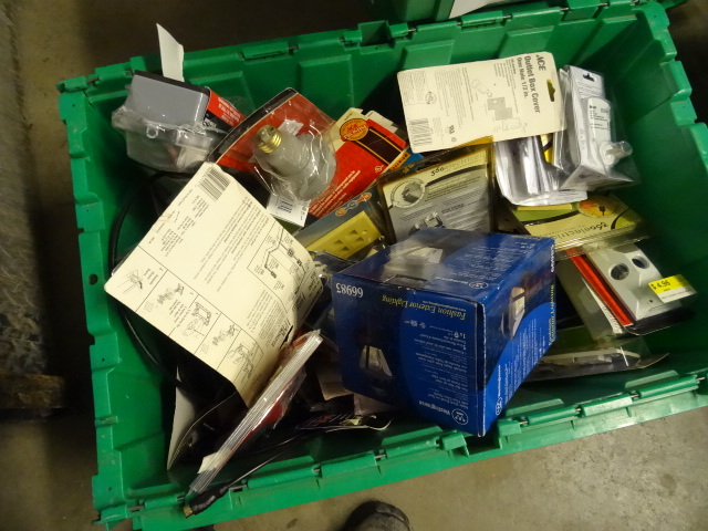 lot 148 image: NEW ENTIRE BIN Misc Electrical items incl Outdoor Lantern, Timers, MUCH MORE. GREEN BIN NOT INCLUDED